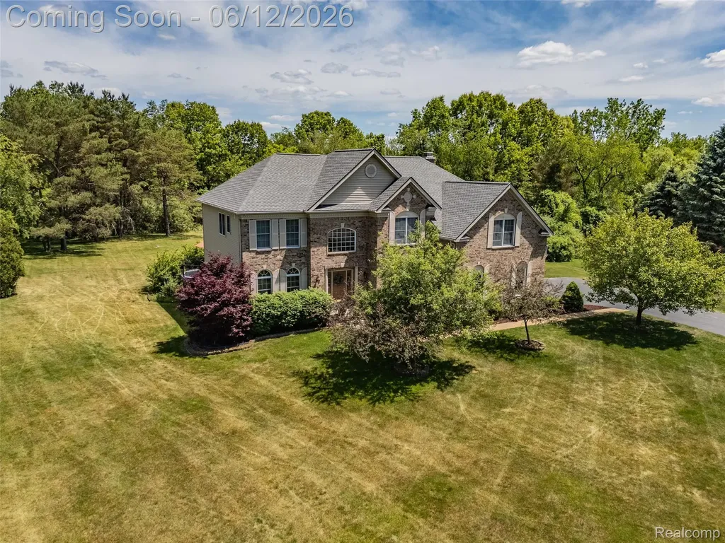 1976 Scenic Drive Milford Charter Township MI 48380