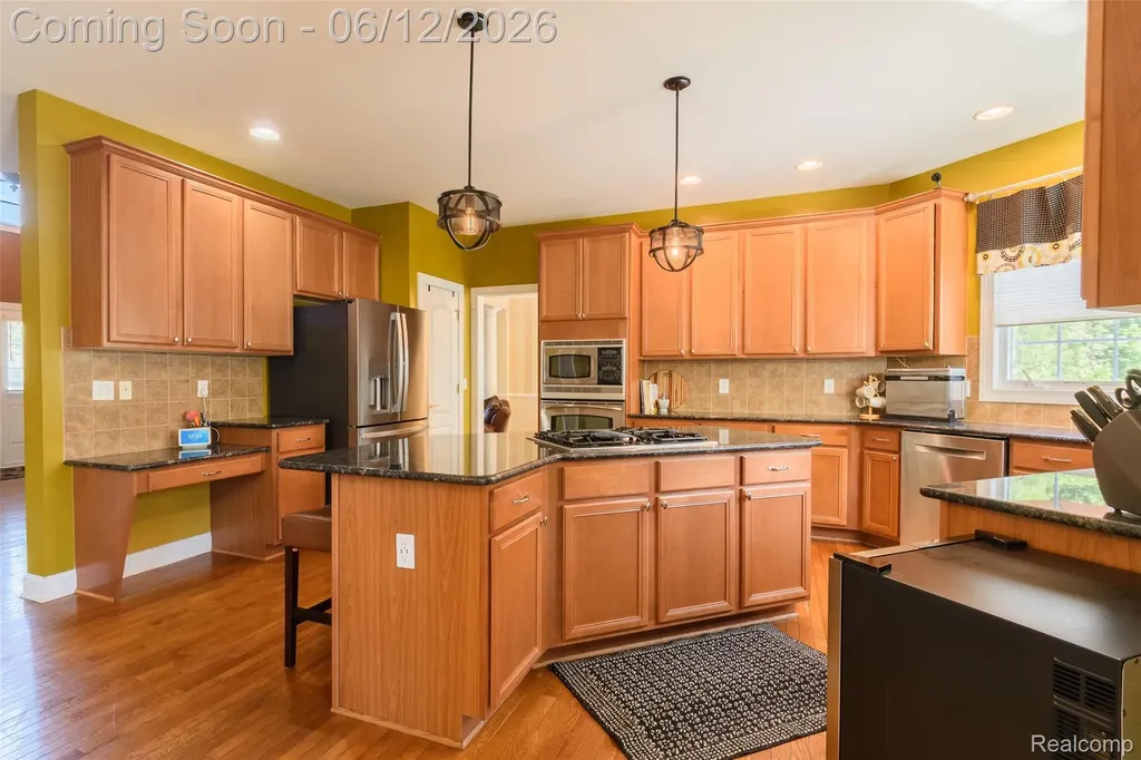 1976 Scenic Drive Milford Charter Township MI 48380