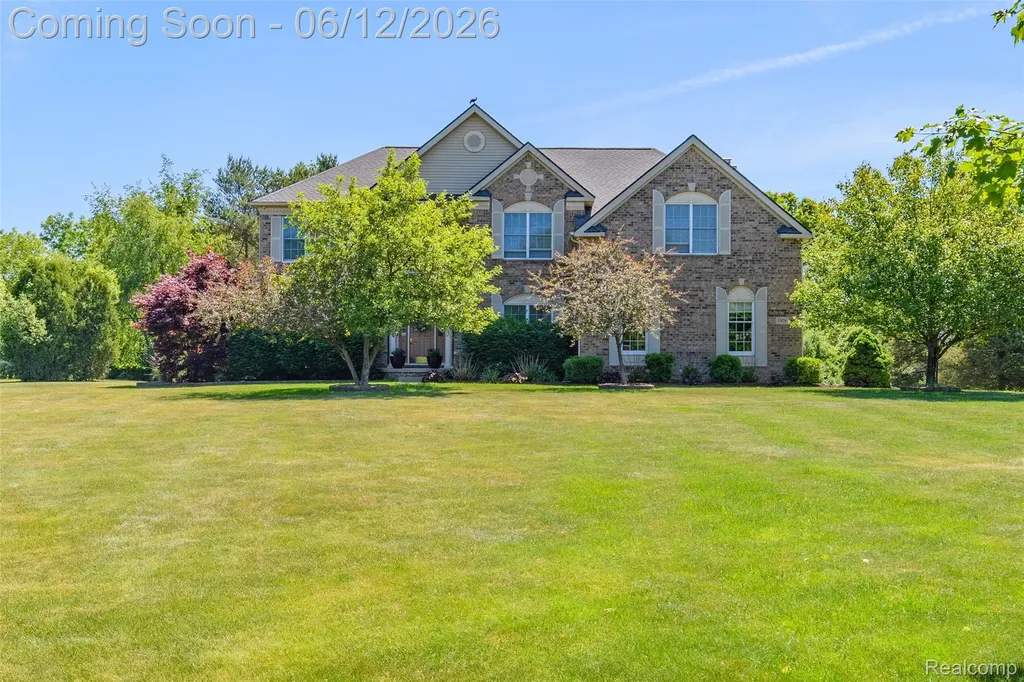 1976 Scenic Drive Milford Charter Township MI 48380
