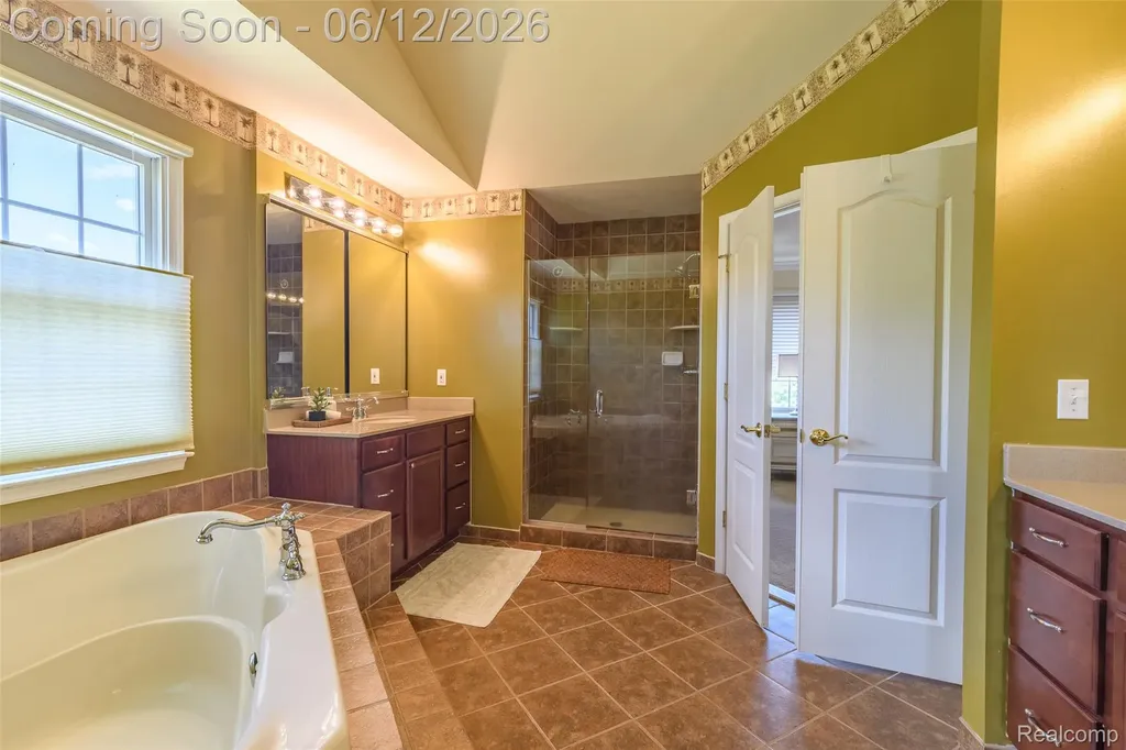 1976 Scenic Drive Milford Charter Township MI 48380