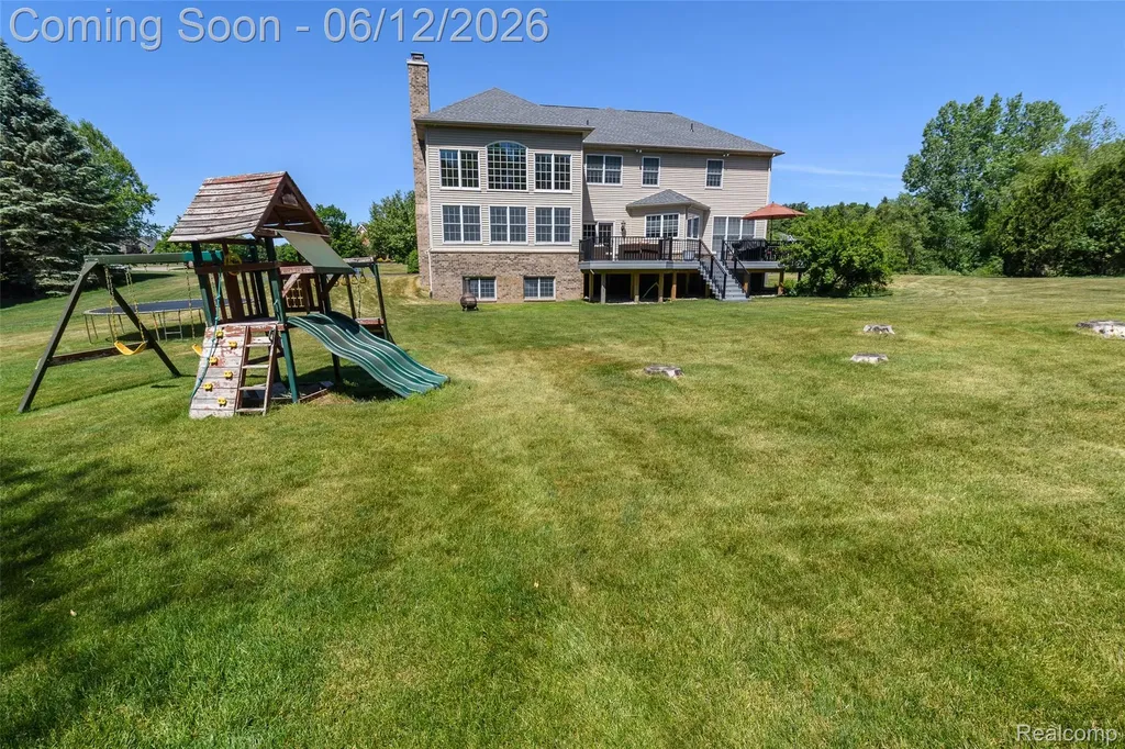 1976 Scenic Drive Milford Charter Township MI 48380