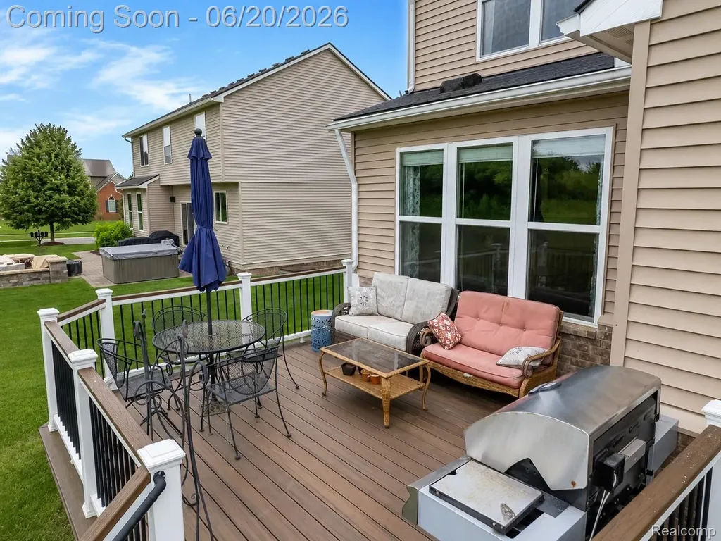 57896 Cider Mill Drive Lyon Charter Township MI 48165