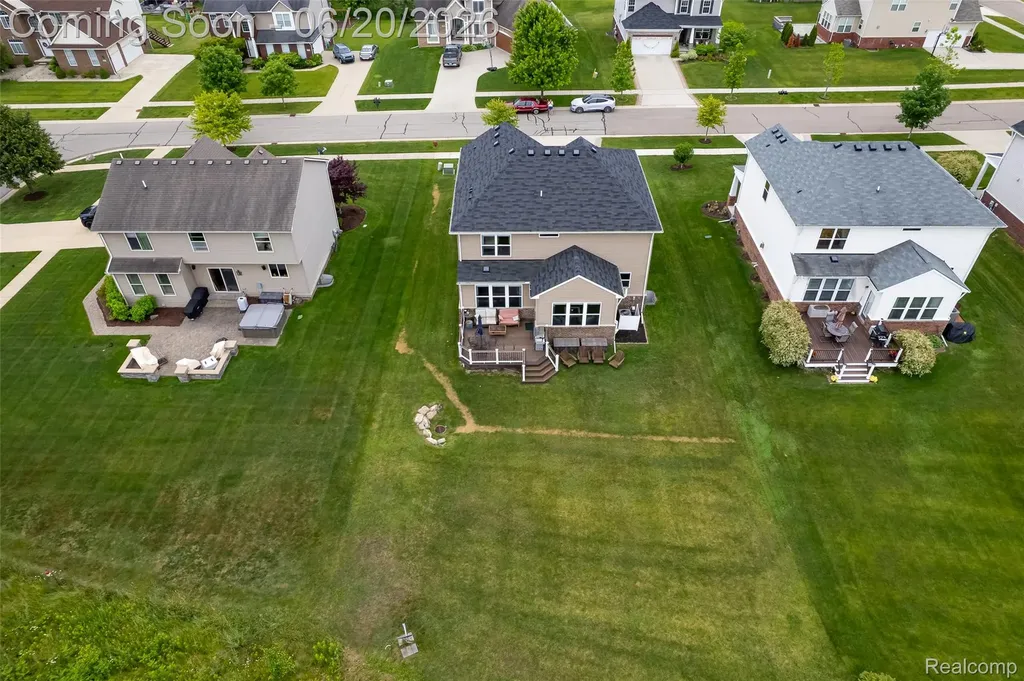 57896 Cider Mill Drive Lyon Charter Township MI 48165