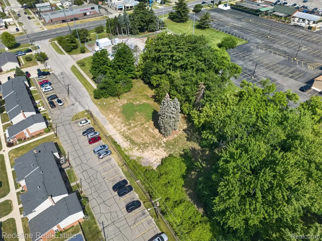 8304 Lanewood Street Westland City MI 48185