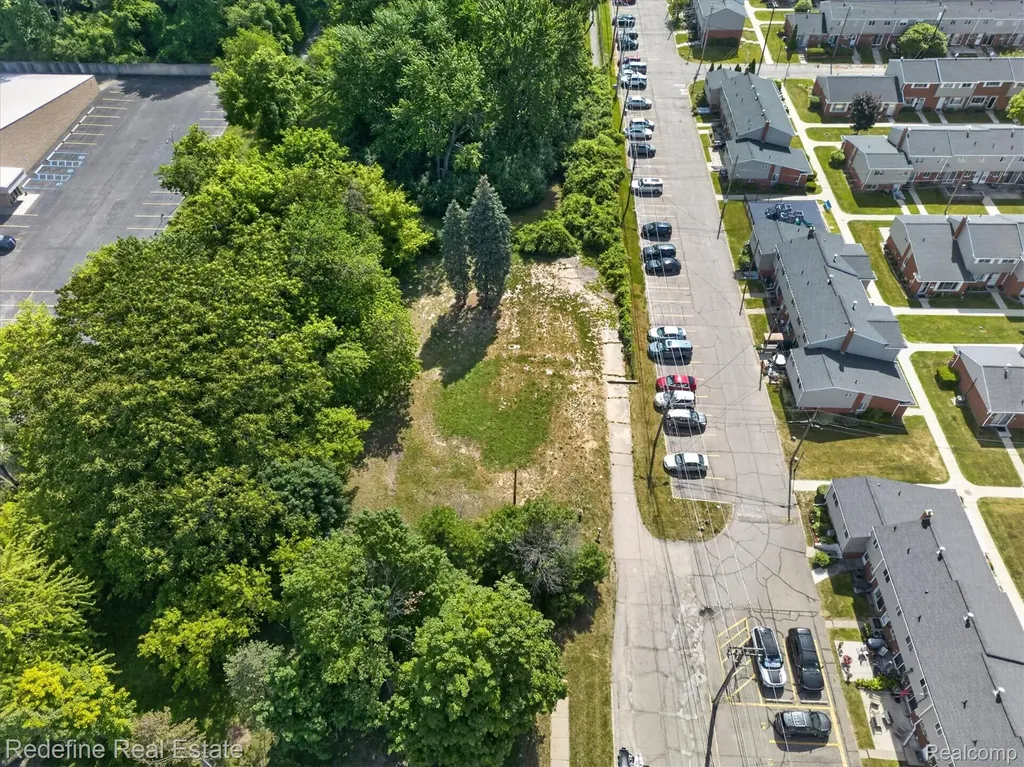 8304 Lanewood Street Westland City MI 48185