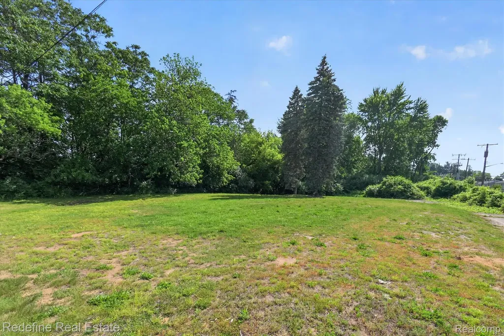 8304 Lanewood Street Westland City MI 48185