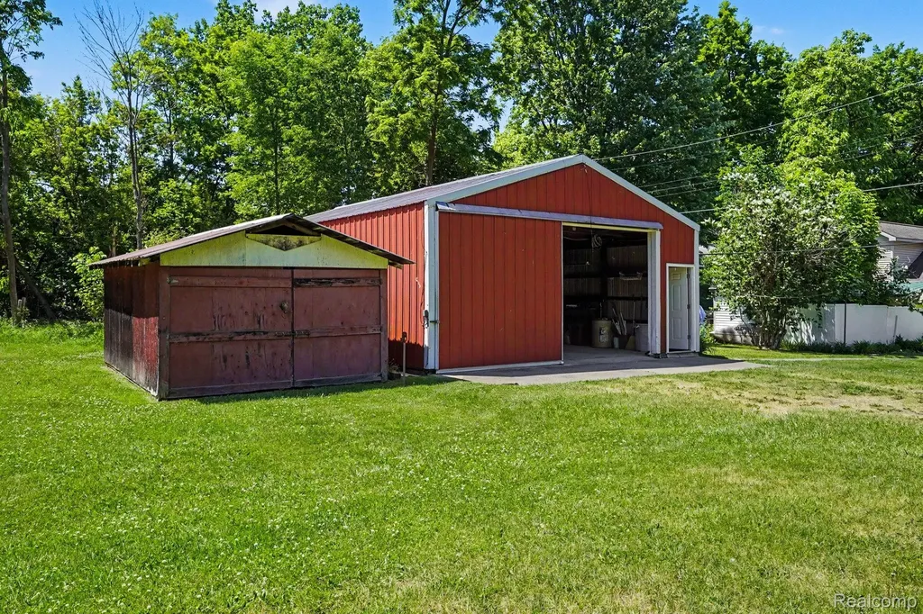 3931 S Shore Drive Elba Township MI 48446