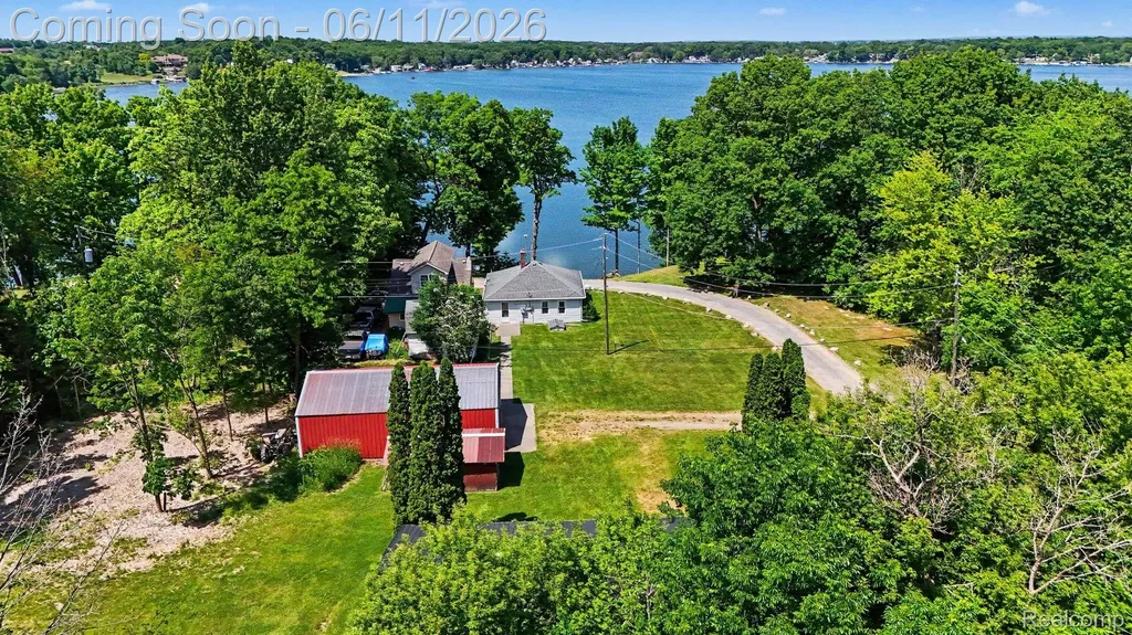 3931 S Shore Drive Elba Township MI 48446