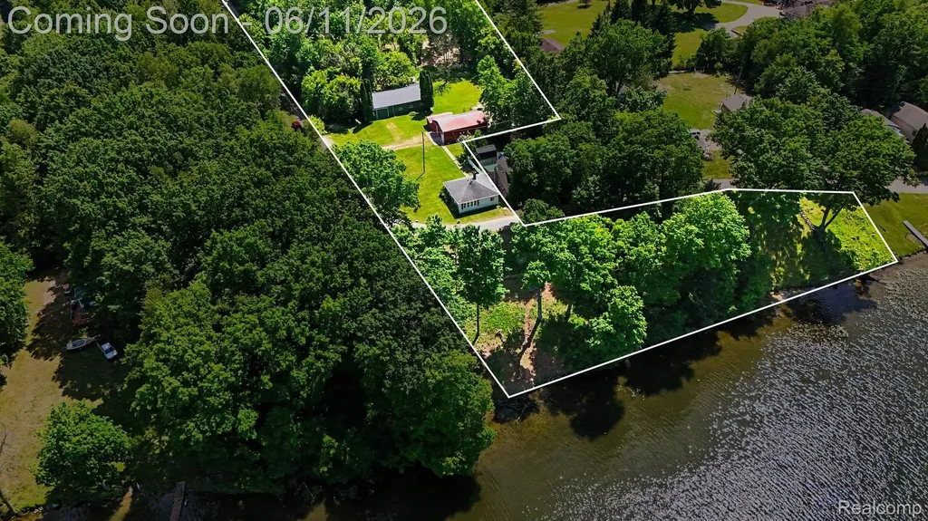 3931 S Shore Drive Elba Township MI 48446