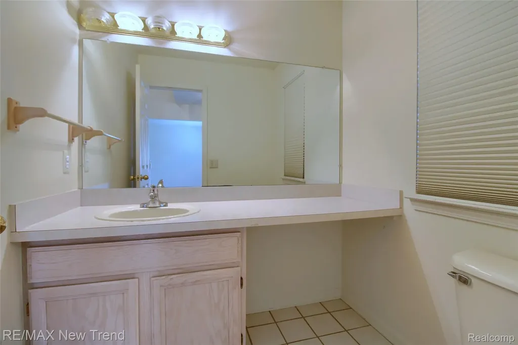 140 Cherry Grove Lane Commerce Charter Township MI 48390