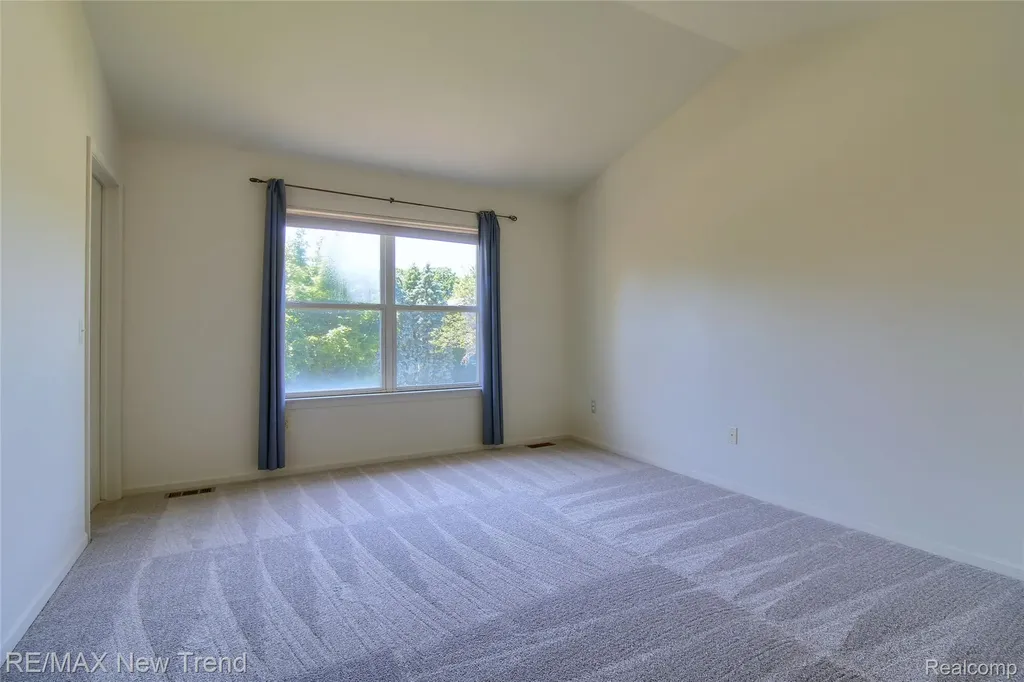 140 Cherry Grove Lane Commerce Charter Township MI 48390