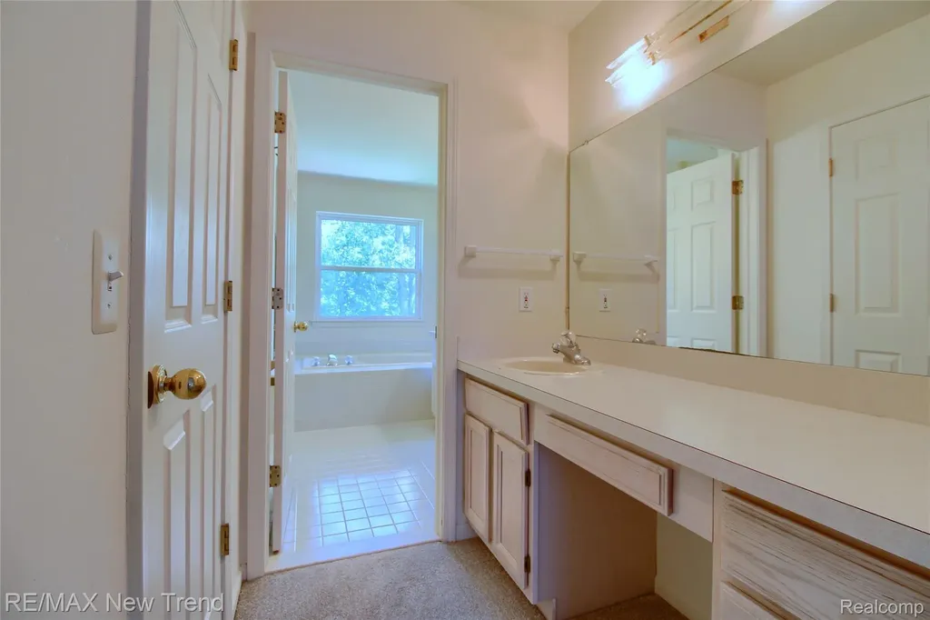 140 Cherry Grove Lane Commerce Charter Township MI 48390