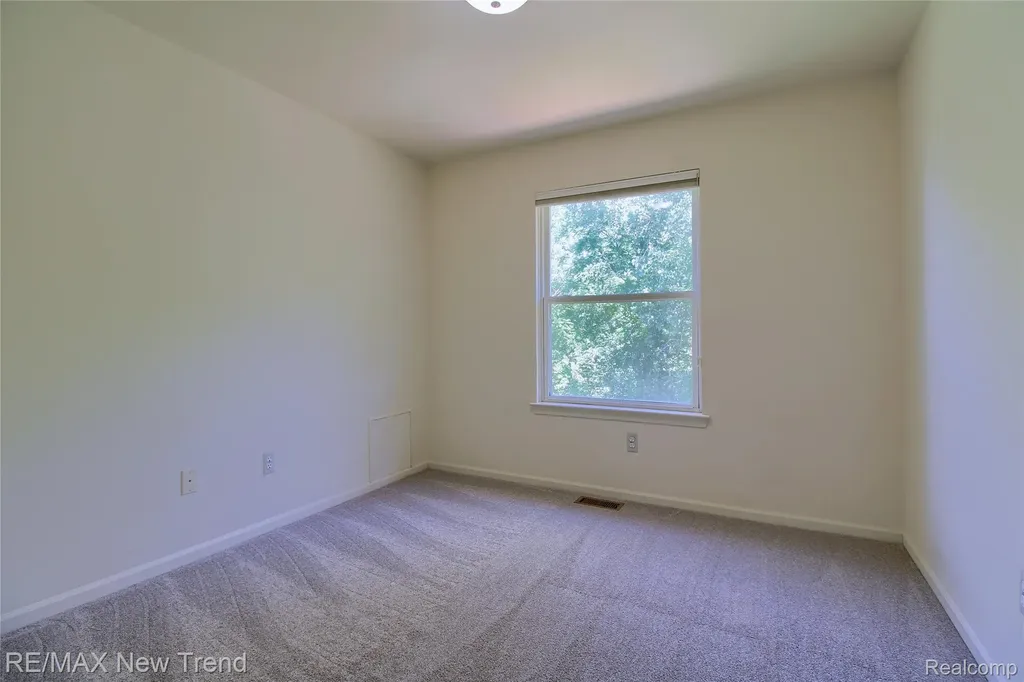 140 Cherry Grove Lane Commerce Charter Township MI 48390