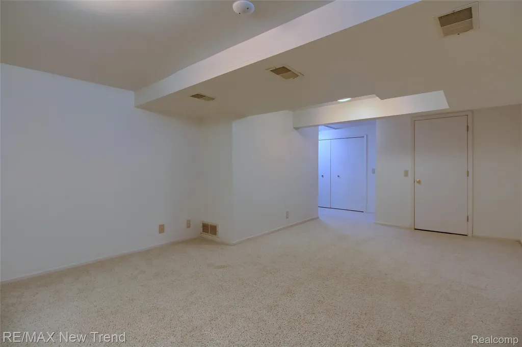 140 Cherry Grove Lane Commerce Charter Township MI 48390