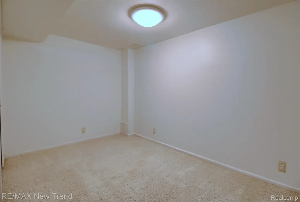 140 Cherry Grove Lane Commerce Charter Township MI 48390
