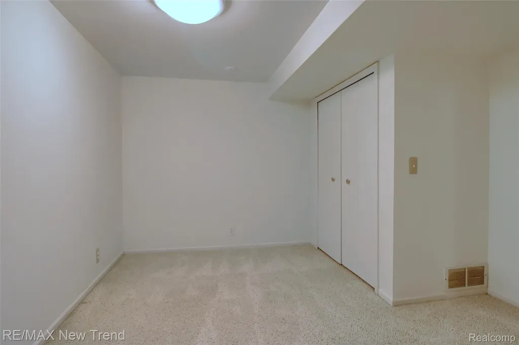 140 Cherry Grove Lane Commerce Charter Township MI 48390