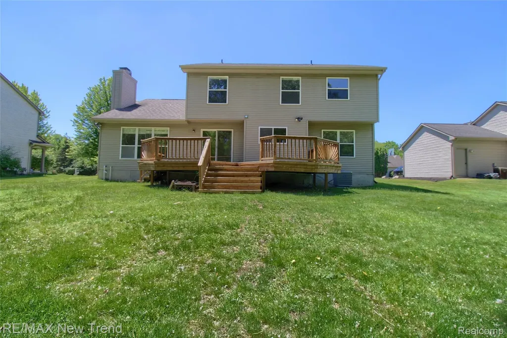 140 Cherry Grove Lane Commerce Charter Township MI 48390