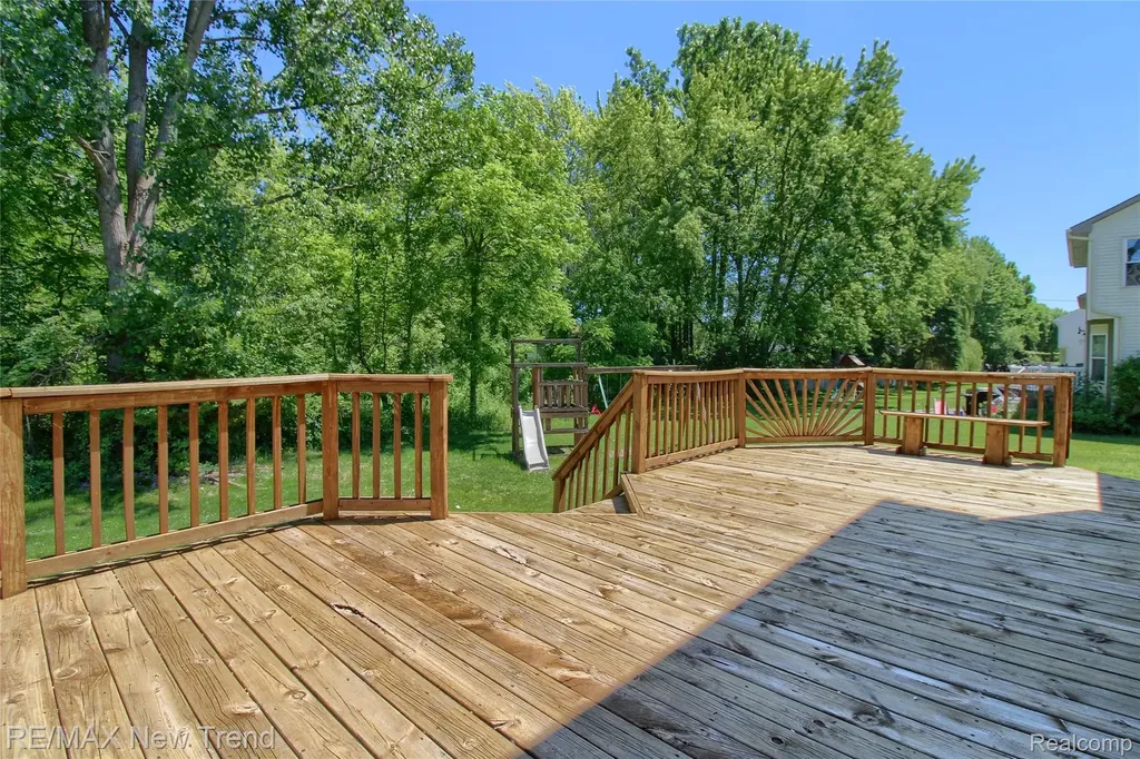 140 Cherry Grove Lane Commerce Charter Township MI 48390