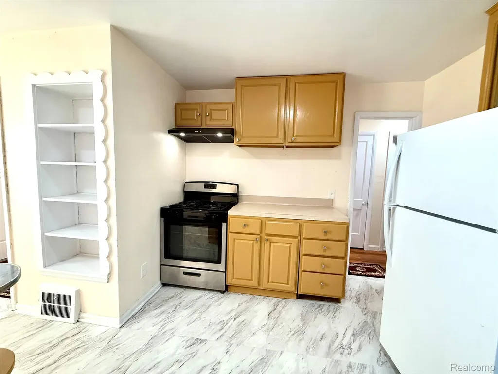 19642 Hasse Street Detroit City MI 48234