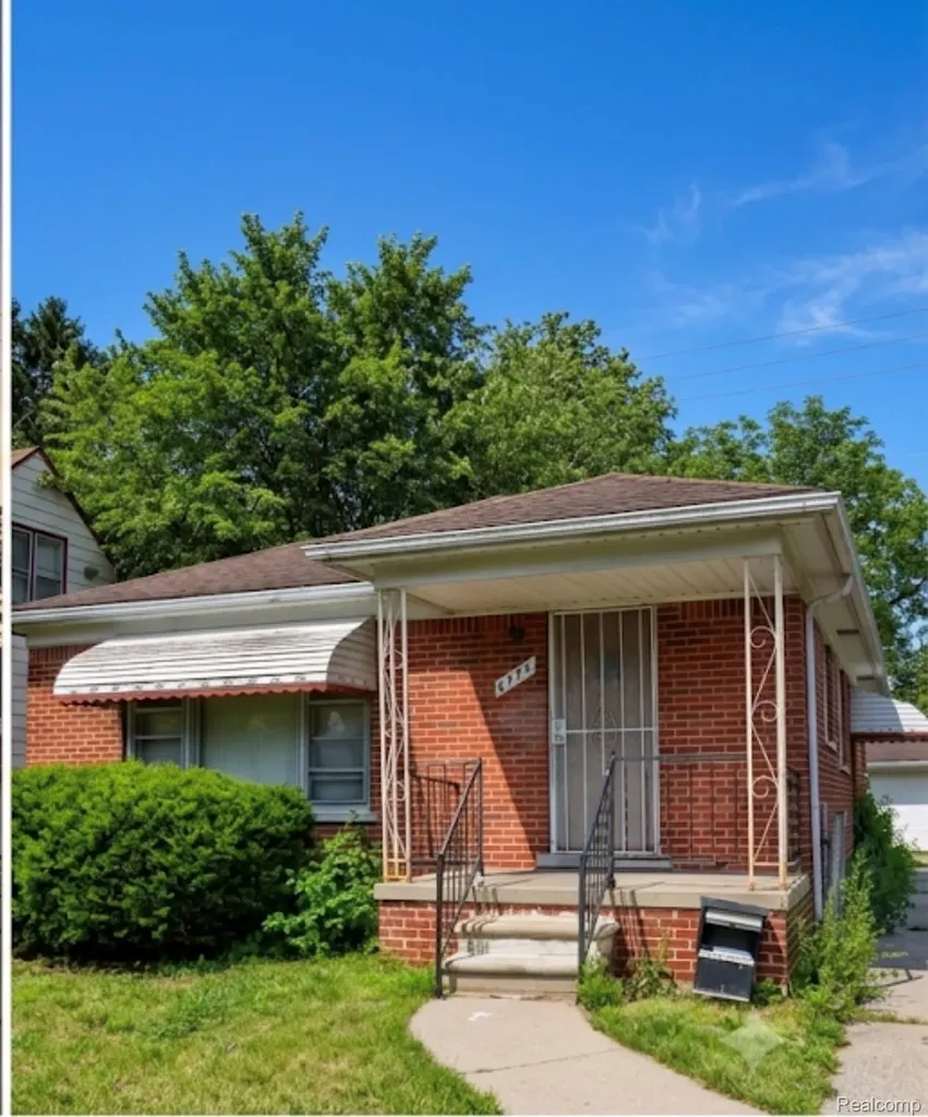 6474 Rosemont Avenue Detroit City MI 48228