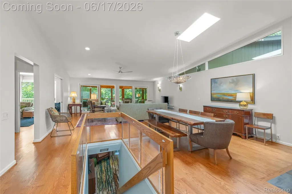 3709 Wabeek Lake Drive W Bloomfield Hills City MI 48302