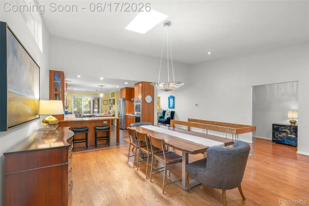 3709 Wabeek Lake Drive W Bloomfield Hills City MI 48302