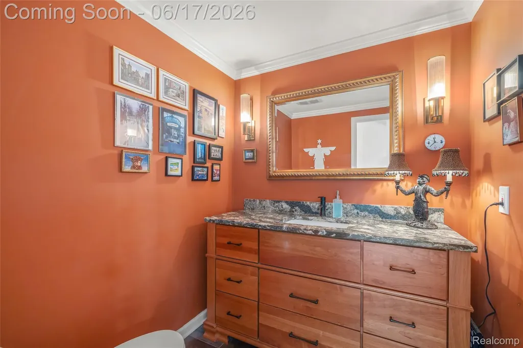 3709 Wabeek Lake Drive W Bloomfield Hills City MI 48302