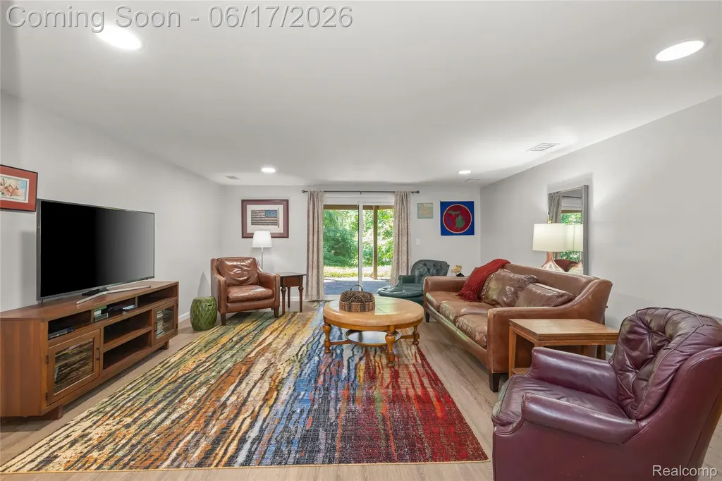 3709 Wabeek Lake Drive W Bloomfield Hills City MI 48302