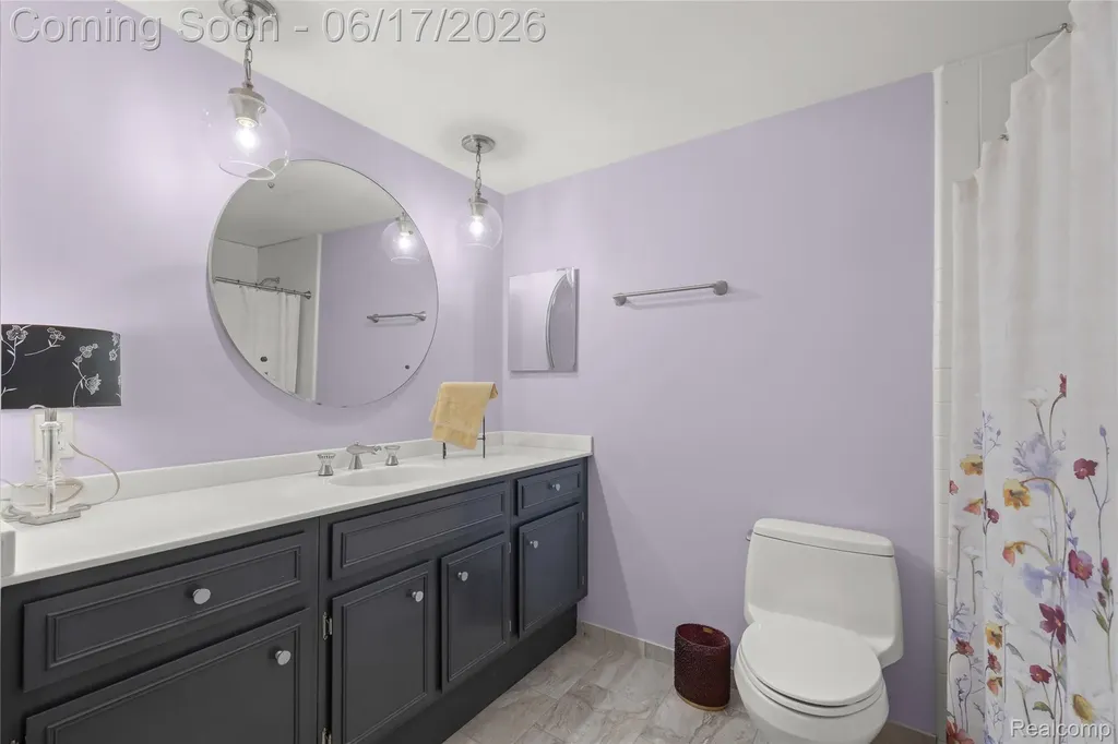 3709 Wabeek Lake Drive W Bloomfield Hills City MI 48302