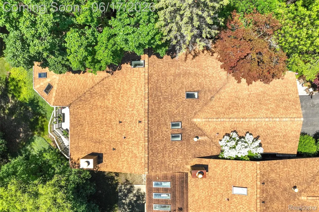 3709 Wabeek Lake Drive W Bloomfield Hills City MI 48302