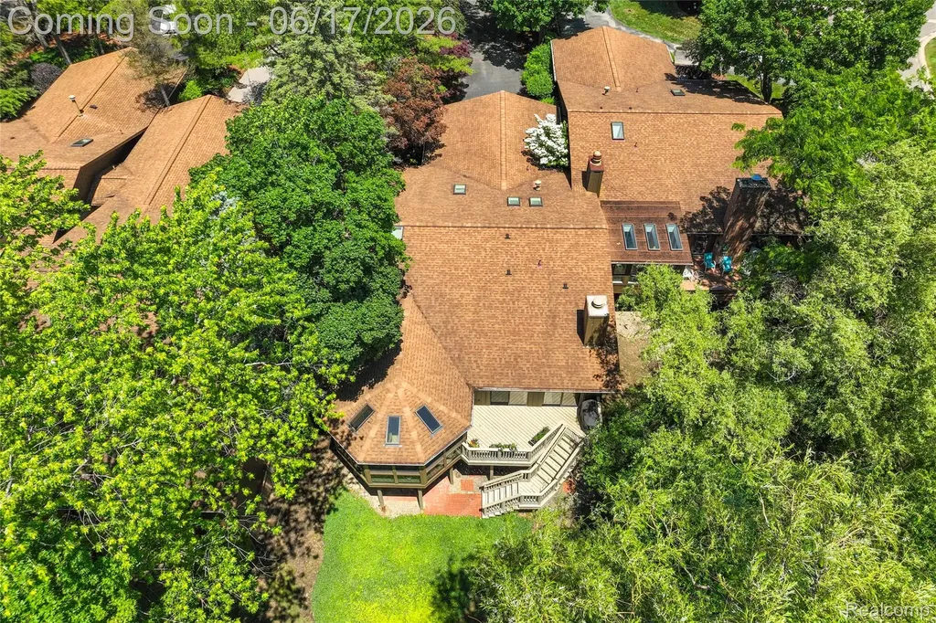 3709 Wabeek Lake Drive W Bloomfield Hills City MI 48302