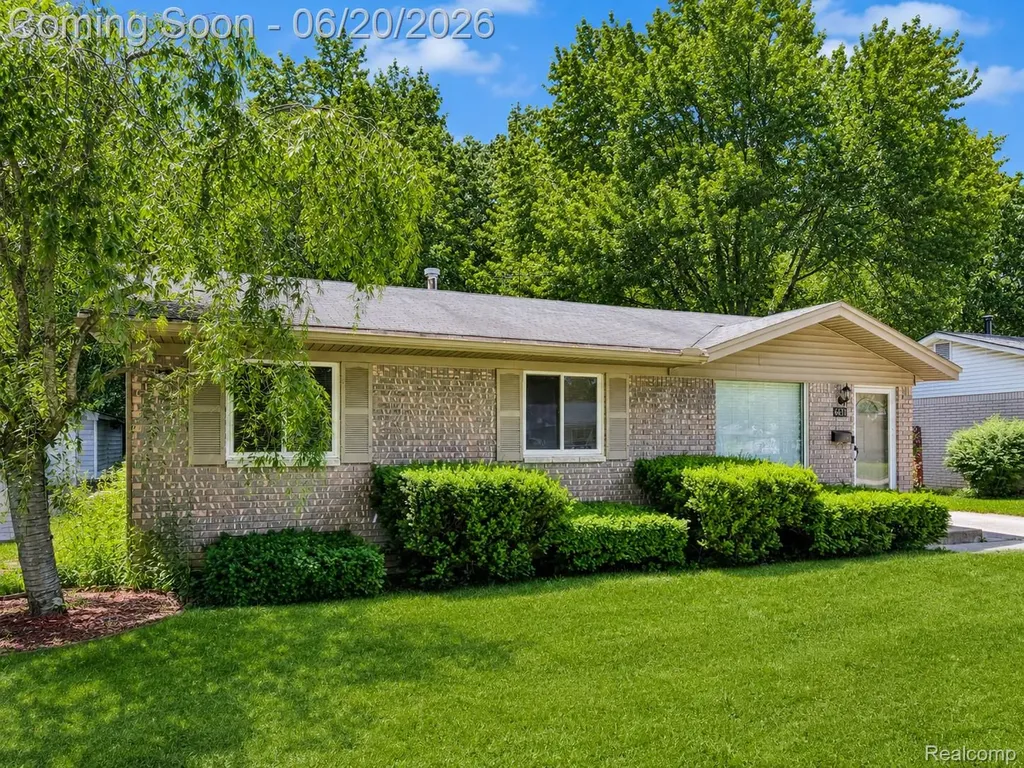 6631 Burnham Drive Canton Charter Township MI 48187