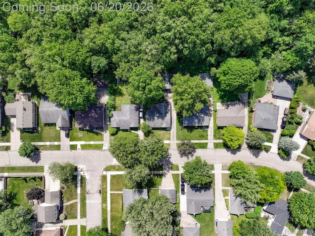 6631 Burnham Drive Canton Charter Township MI 48187
