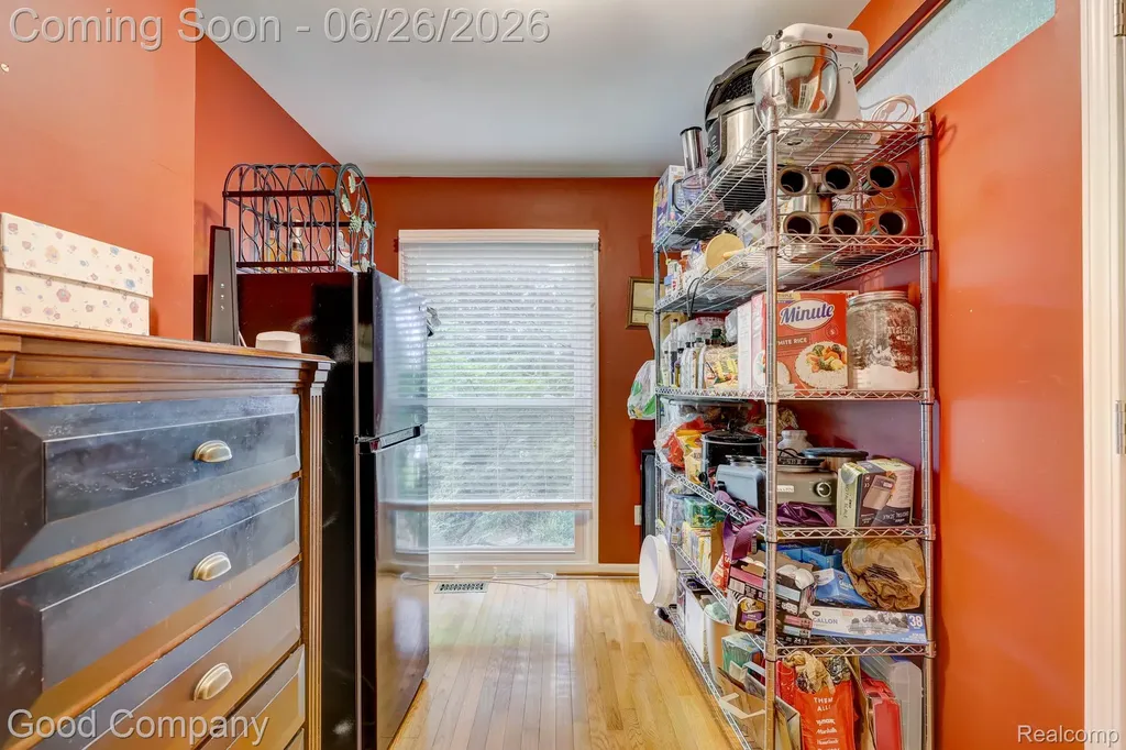 35868 Smithfield Court Farmington City MI 48335