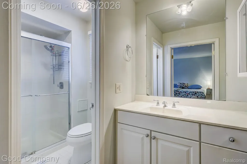 35868 Smithfield Court Farmington City MI 48335