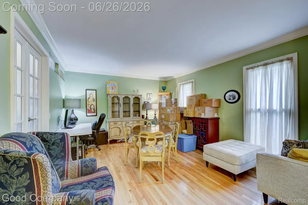 35868 Smithfield Court Farmington City MI 48335