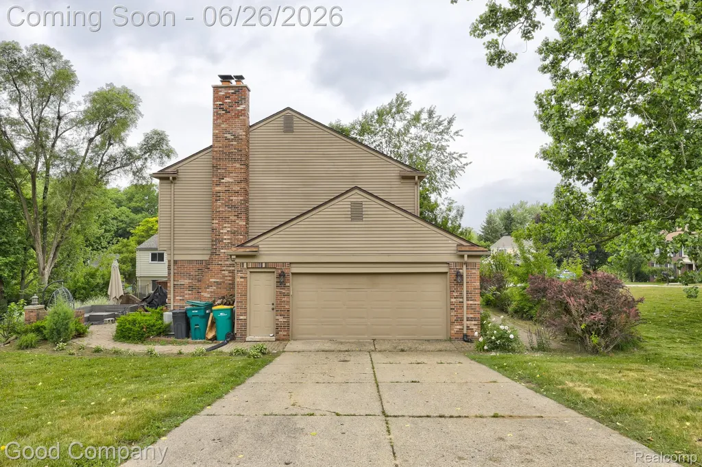 35868 Smithfield Court Farmington City MI 48335