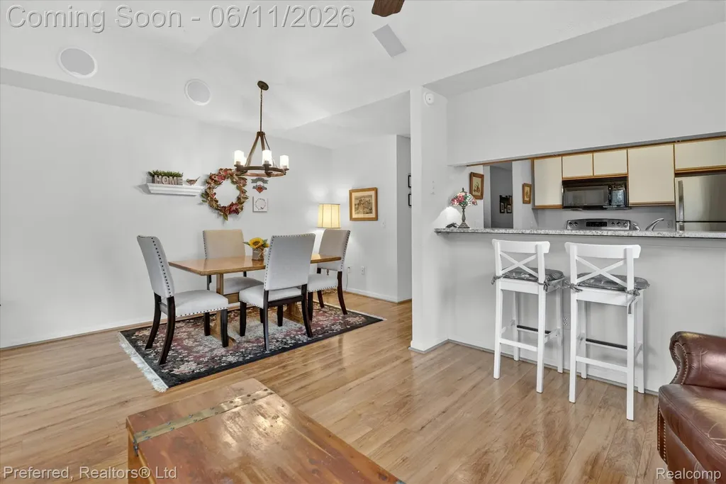 1673 Weatherstone Drive Ann Arbor City MI 48108