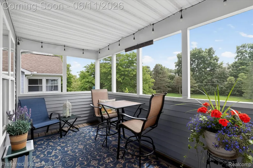 1673 Weatherstone Drive Ann Arbor City MI 48108