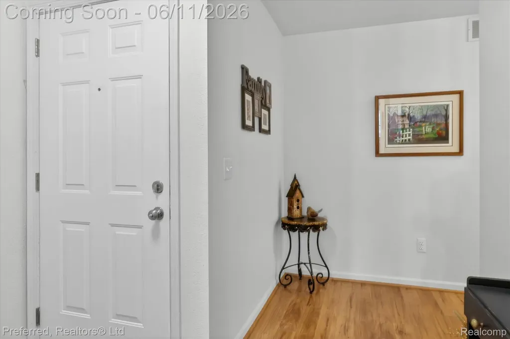 1673 Weatherstone Drive Ann Arbor City MI 48108