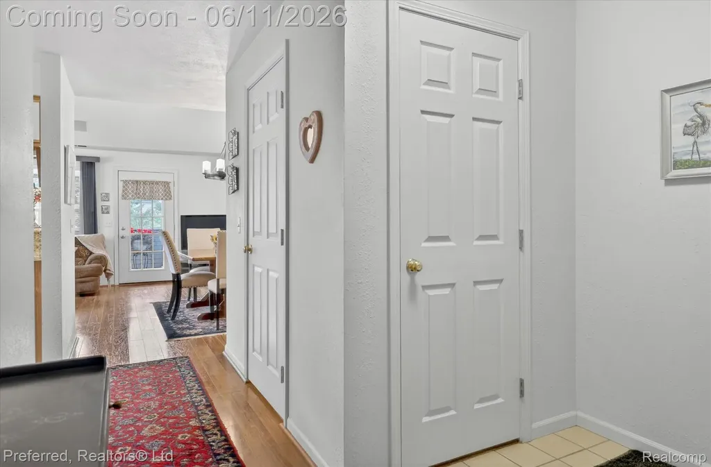 1673 Weatherstone Drive Ann Arbor City MI 48108
