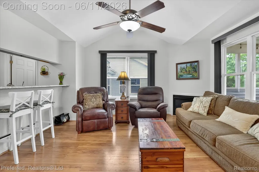 1673 Weatherstone Drive Ann Arbor City MI 48108