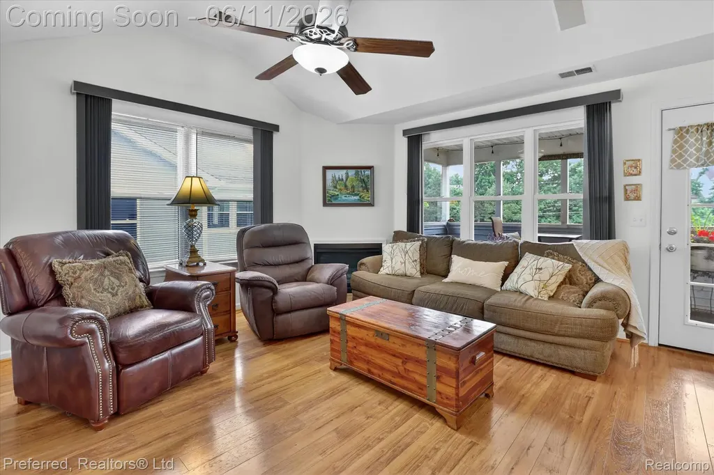 1673 Weatherstone Drive Ann Arbor City MI 48108
