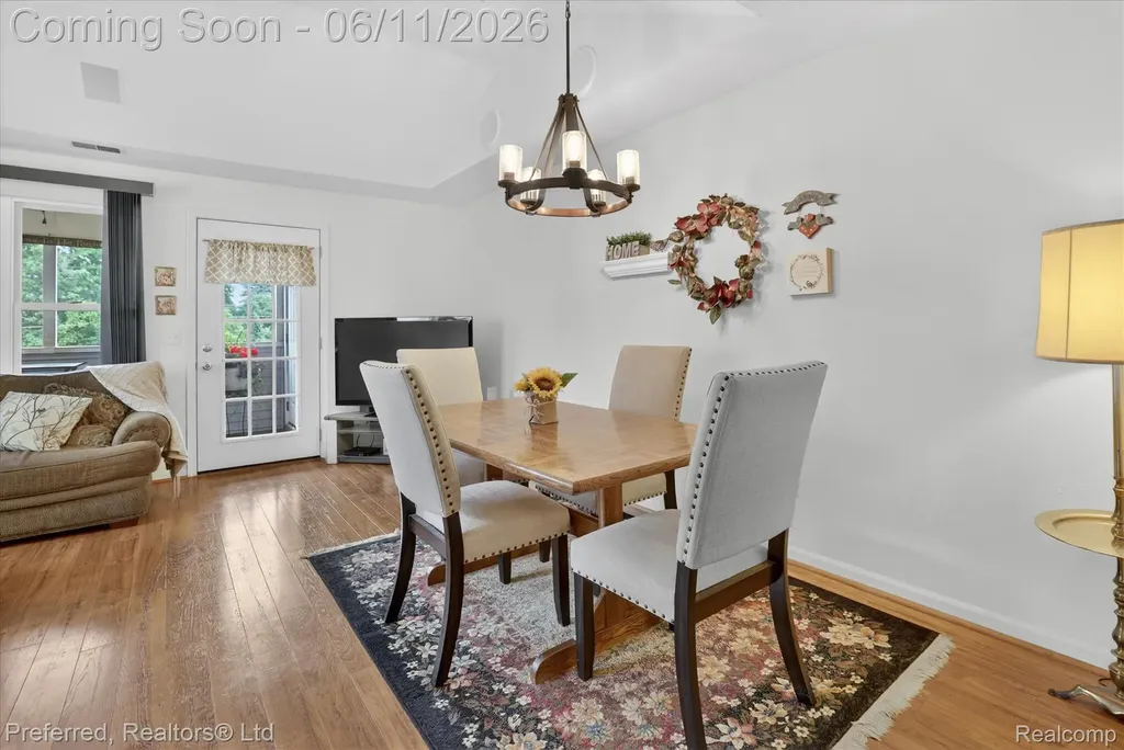 1673 Weatherstone Drive Ann Arbor City MI 48108