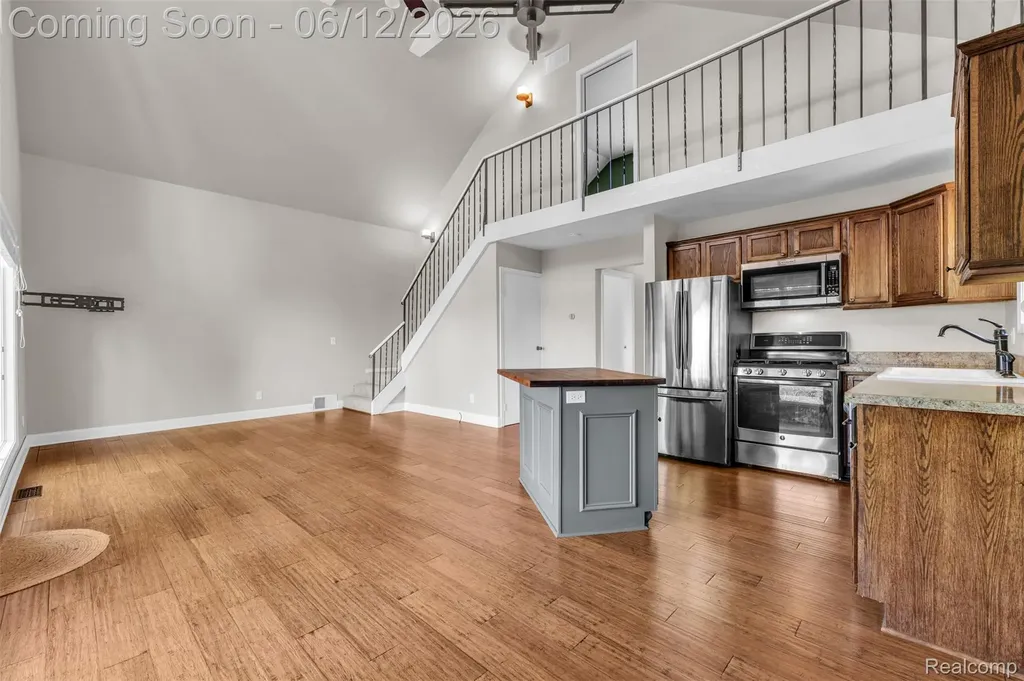 920 Hickory Ridge Circle Milford Charter Township MI 48380