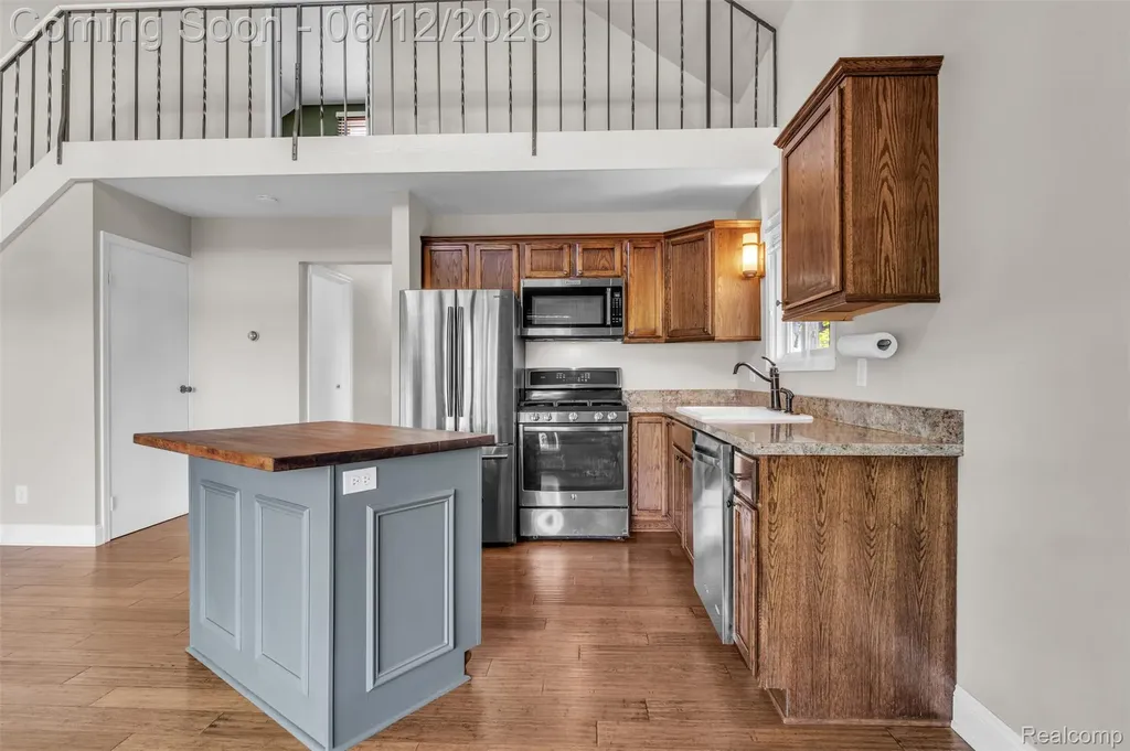 920 Hickory Ridge Circle Milford Charter Township MI 48380