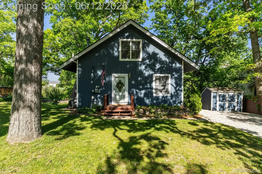 920 Hickory Ridge Circle Milford Charter Township MI 48380