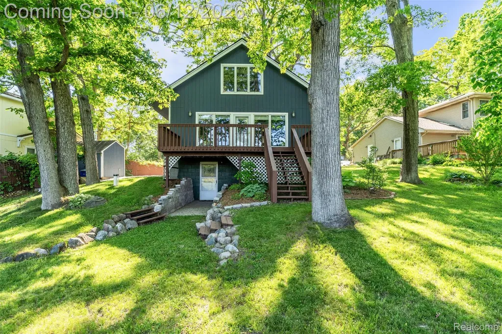 920 Hickory Ridge Circle Milford Charter Township MI 48380