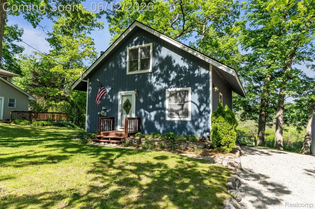 920 Hickory Ridge Circle Milford Charter Township MI 48380