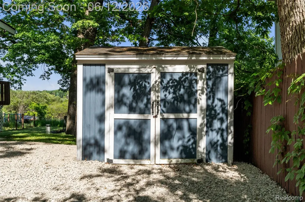 920 Hickory Ridge Circle Milford Charter Township MI 48380